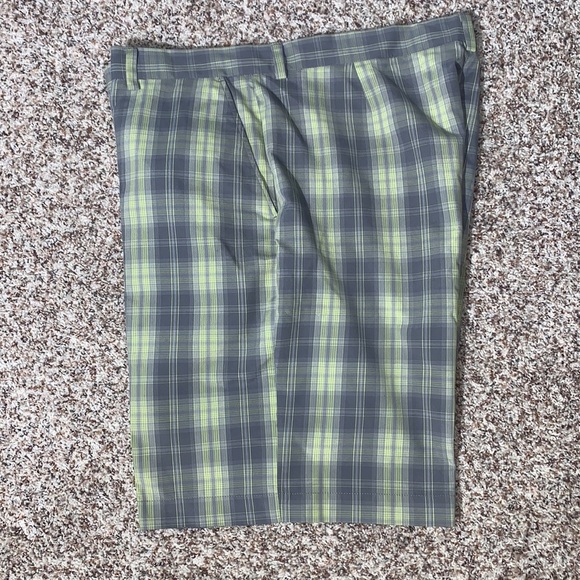 Grand Slam men short size 38 - Picture 2 of 4